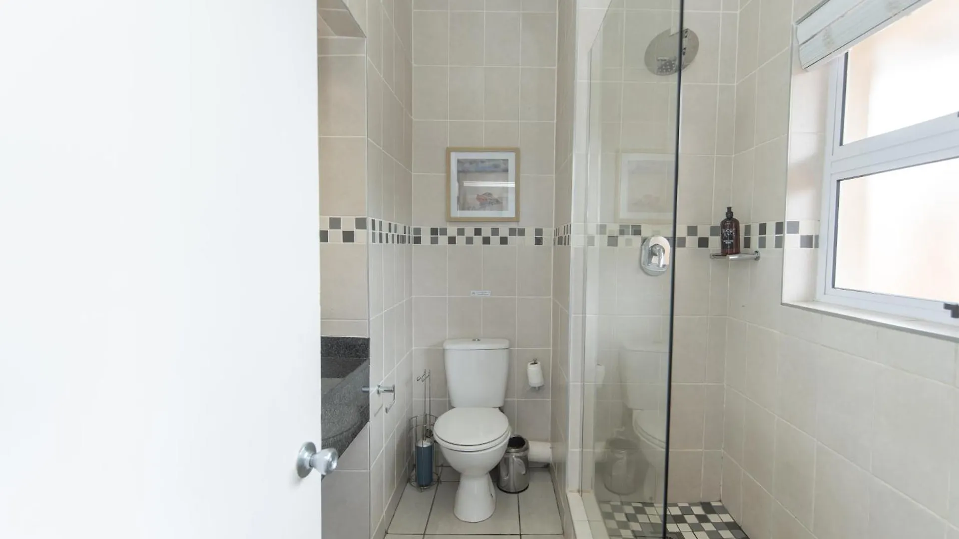 Wavy Daze Luxury Apartment #Inverter Port Elizabeth South Africa